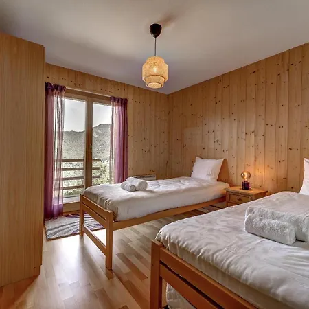 Snowfall - Jacuzzi - Views Chalet La Tzoumaz