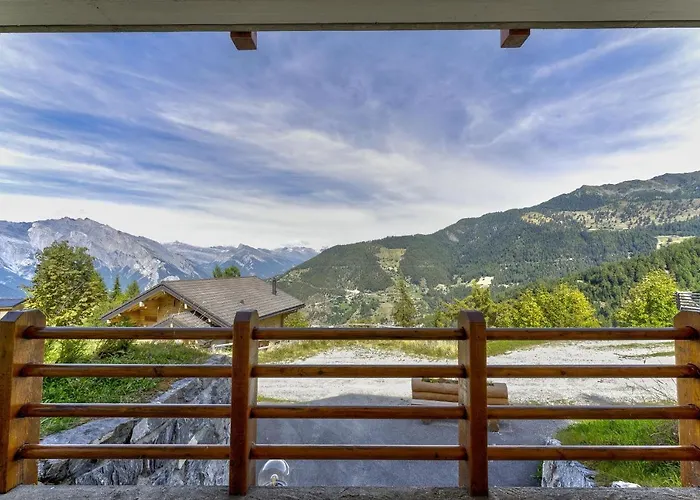 Snowfall - Jacuzzi - Views Chalet La Tzoumaz