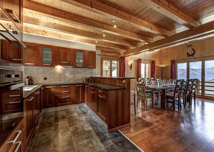 Snowfall - Jacuzzi - Views Chalet *